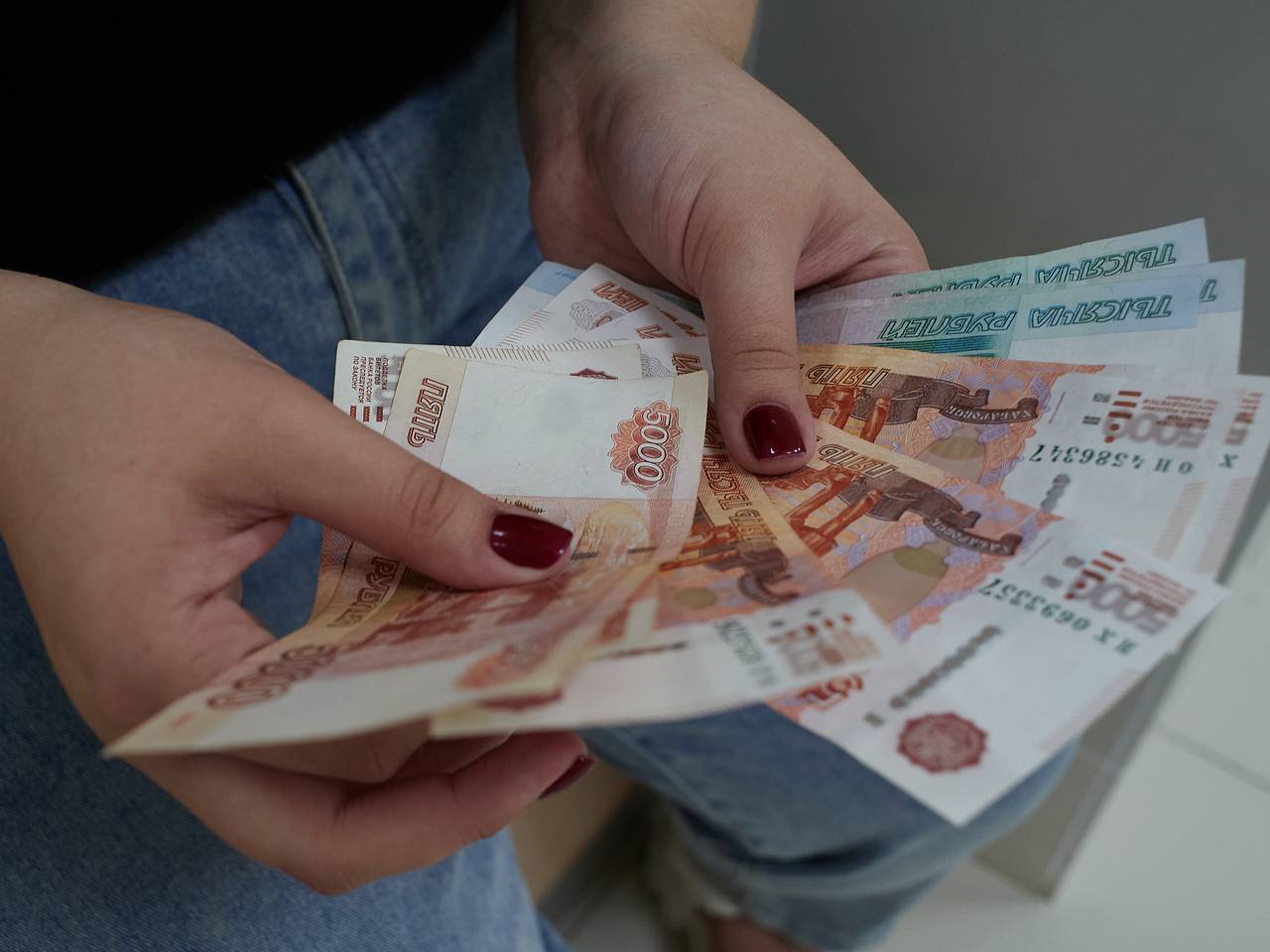 В России рассказали о последствиях для экономики от роста просроченных долгов по кредитам