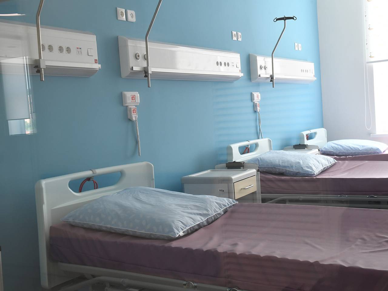 Омбудсмен рассказала о состоянии избитых молотком по голове школьниц из Подмосковья