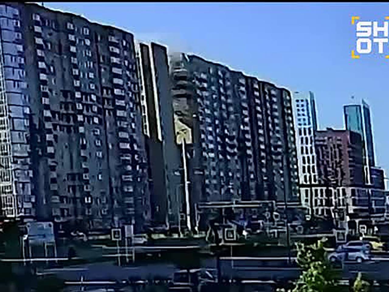 Момент мощного взрыва в многоэтажке в Ставрополе попал на видео