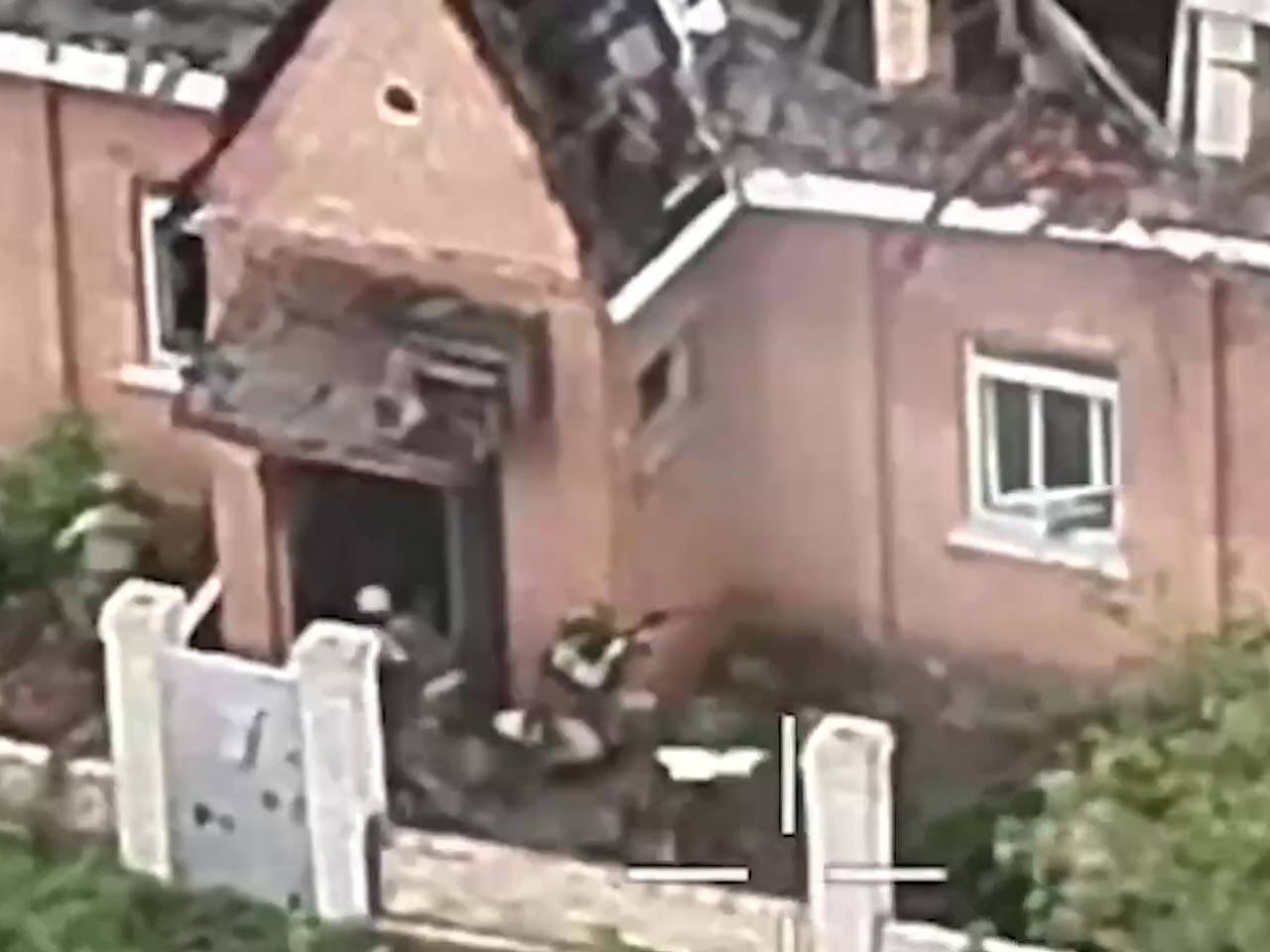 Опубликованы кадры из освобожденного населенного пункта в зоне СВО Опубликованы кадры из освобожденного населенного пункта в зоне СВО