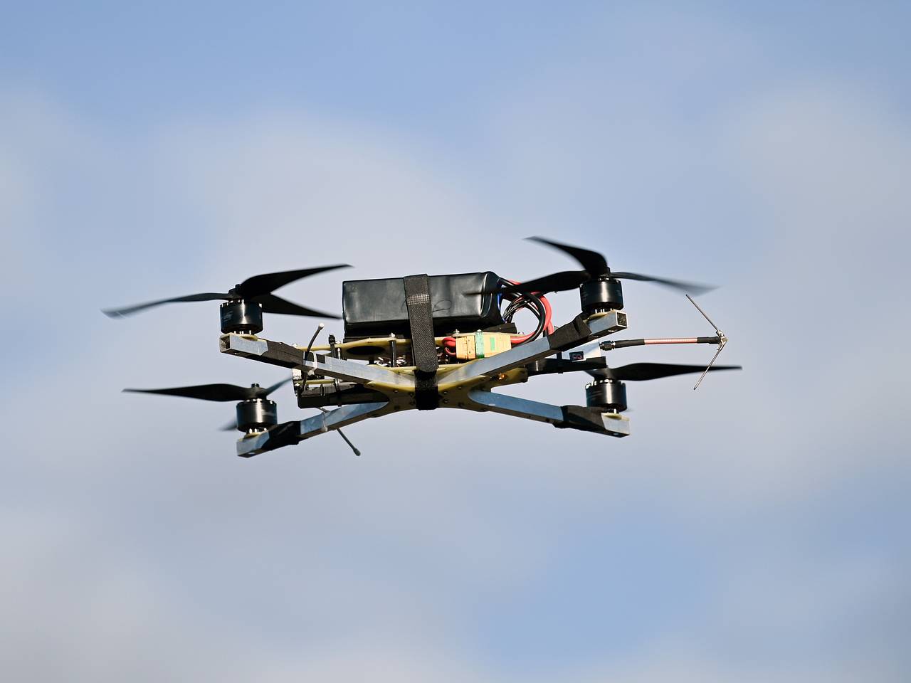 В российском регионе объявили опасность атаки БПЛА