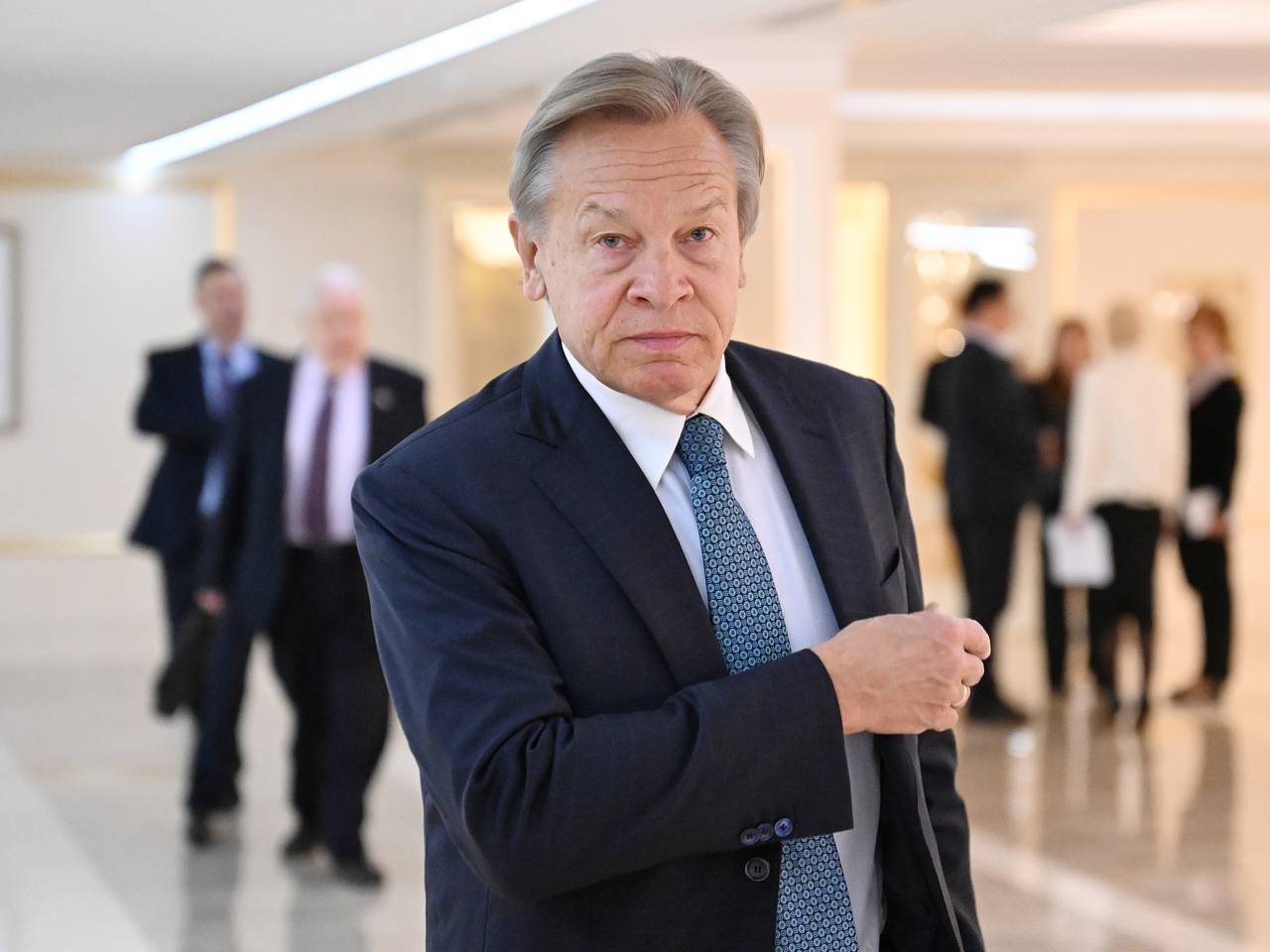 В России объяснили значение торговой войны между США и ЕС