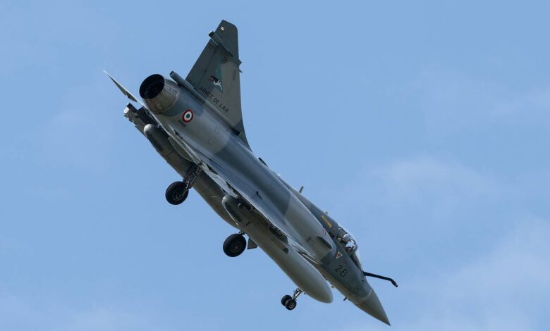 Зеленский сообщил о решении по истребителям Mirage