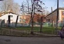 Мусоровоз переехал пенсионерку в российском городе и попал на видео