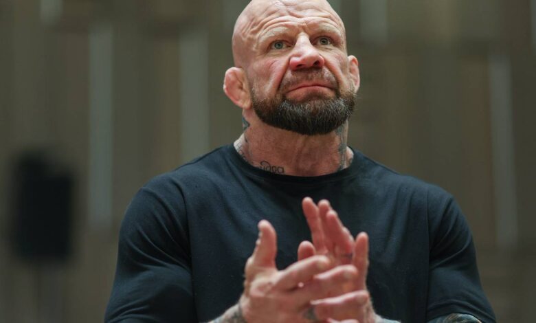 Известный американский боец ММА рассказал о жизни в России