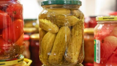 Врач назвала признаки ведущей к кишечному отравлению пищи