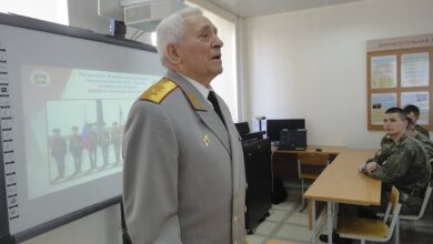 Дочь жавшего руку Путину ветерана рассказала о его состоянии после обмана с квартирой Дочь жавшего руку Путину ветерана рассказала о его состоянии после обмана с квартирой