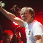 Бизнес Ильи Лагутенко в РФ: прибыль, товарный знак «Мумий Тролль» и новый мерч Уехавший из России лидер «Мумий Тролля» стал продавать елочные игрушки