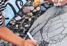 Россиянка нашла необычный способ отучить отдыхающих мусорить на пляже