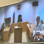 Зал суда Новосибирска: директор школы №5 Татарска Людмила Лиховец