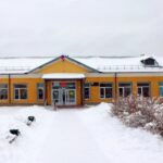 Россети Новосибирск: Надежное электроснабжение школы Октябрьский «Россети Новосибирск» после капремонта подключили к электроснабжению единственную школу в посёлке Октябрьский