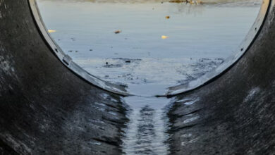 Новосибирск: Режим повышенной готовности на Учительской из-за коллектора Ельцовки-1