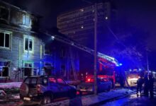 Шокирующий пожар в Новосибирске: 5 погибших на Римского-Корсакова 8. Пироман-рецидивист арестован! Власти ввели режим готовности и оказывают помощь пострадавшим и расселяют семьи.