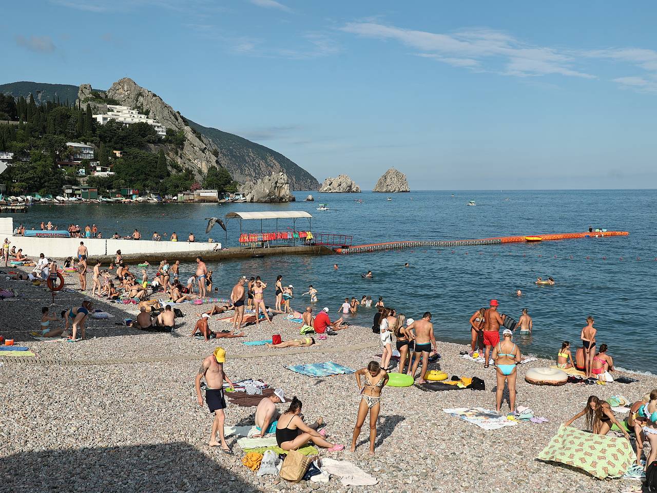 Богатые россияне стали менять любимый южный курорт на Крым