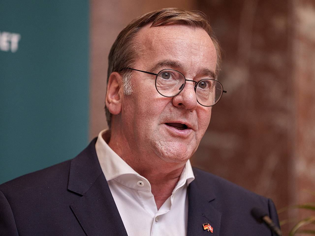 В Госдуме ответили на угрозу главы Минобороны Германии «убивать российских солдат»