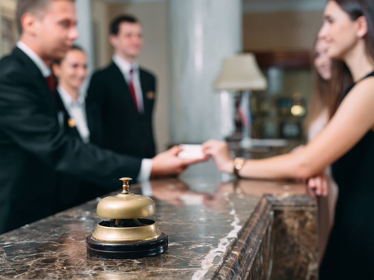 Названы города России с самыми доступными люксовыми отелями Названы города России с самыми доступными люксовыми отелями