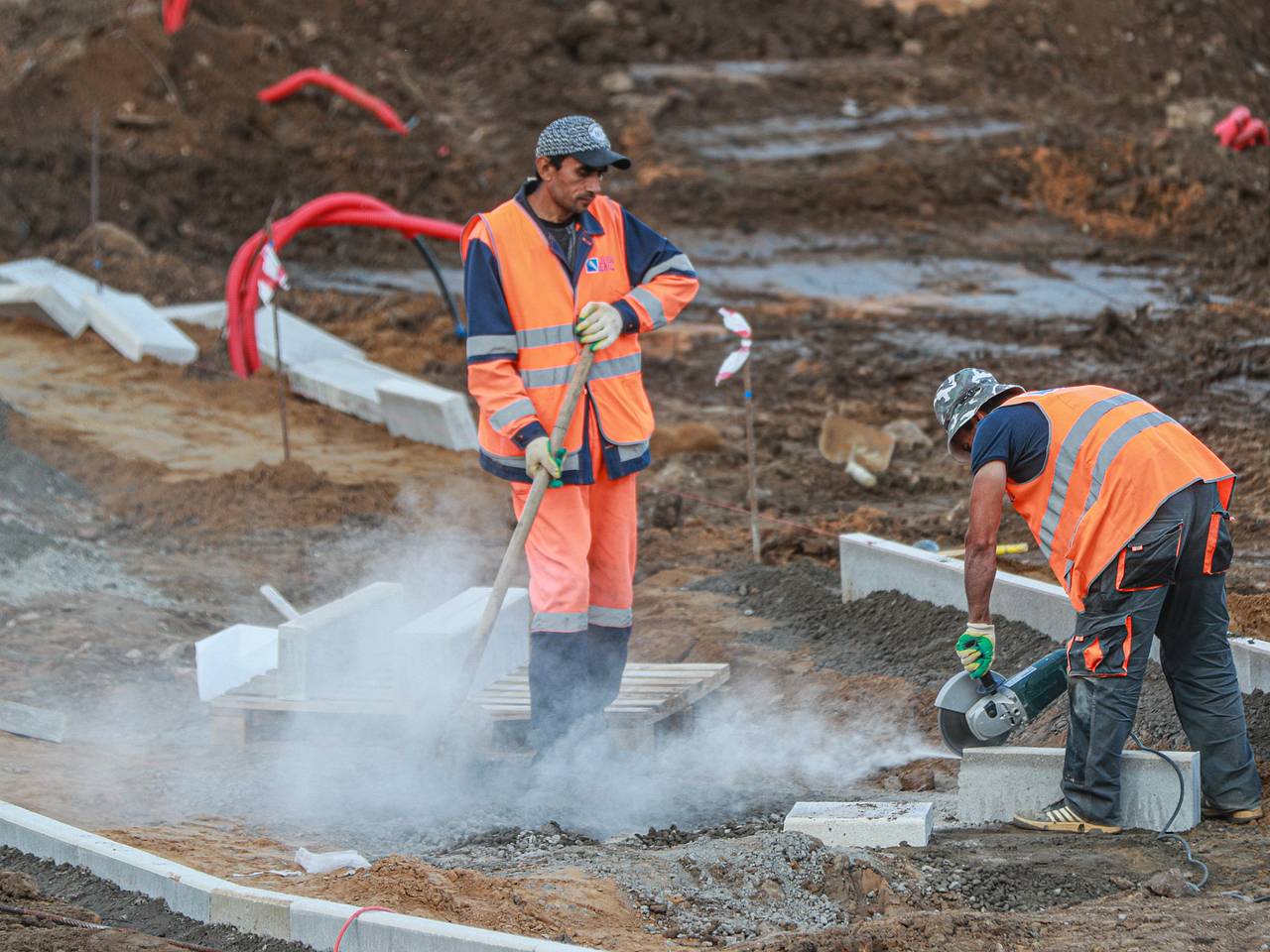 В Подмосковье приступили к строительству тротуаров вдоль региональных дорог