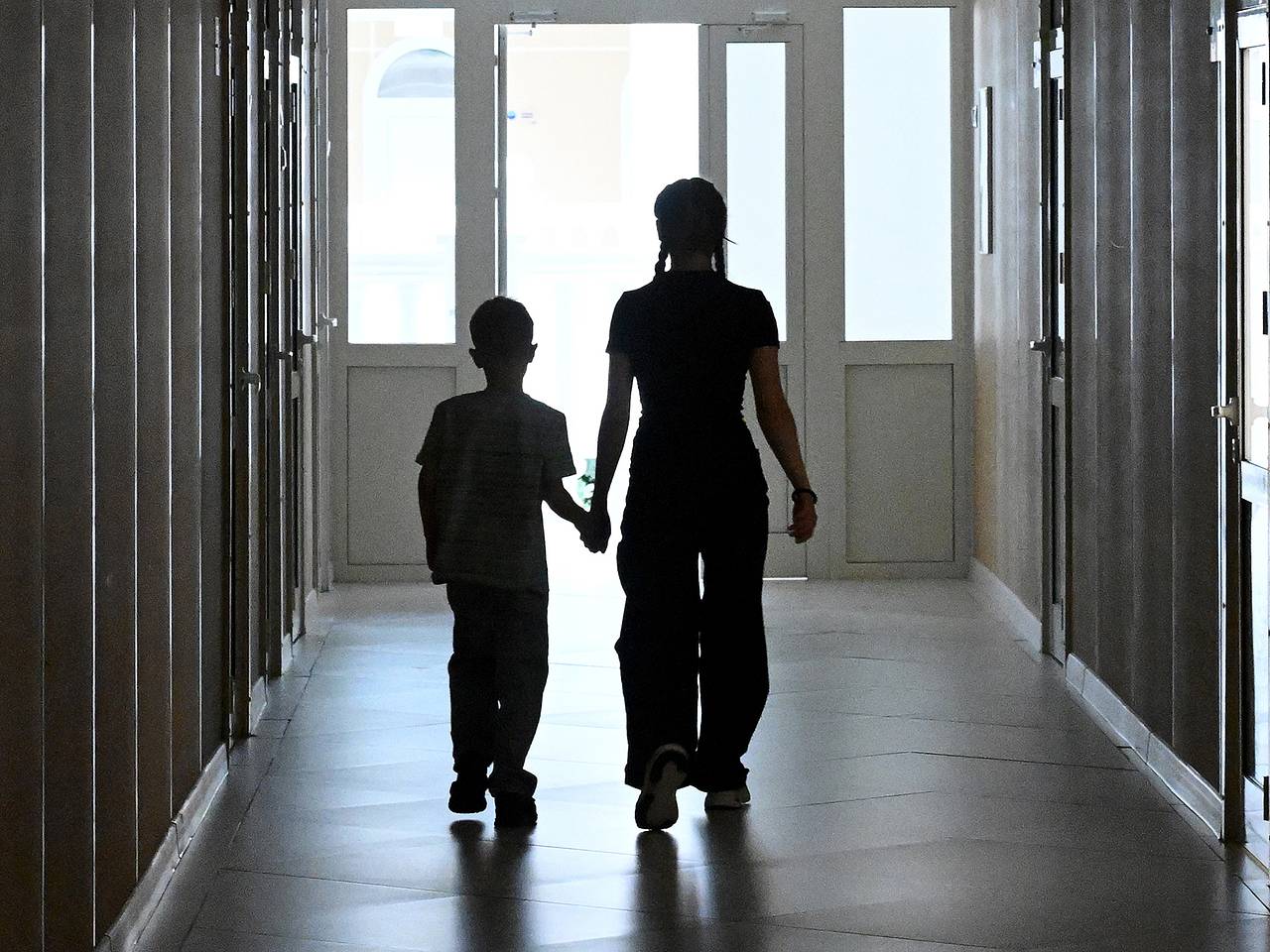 Российские чиновники решили сдать в детдом сына бойца СВО и вызвали гнев его сослуживцев Российские чиновники решили сдать в детдом сына бойца СВО и вызвали гнев его сослуживцев