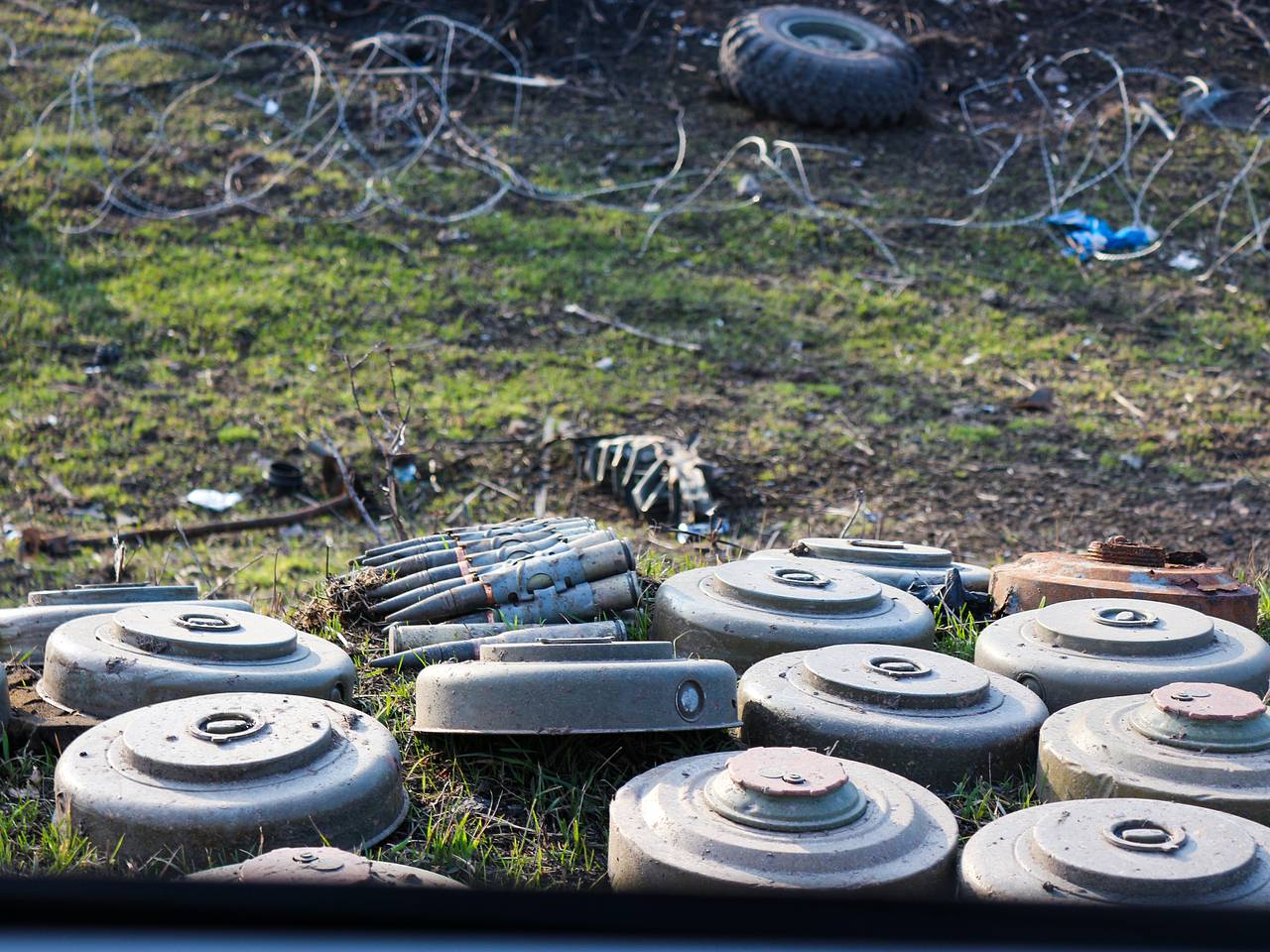 Названы сроки разминирования приграничья Курской области