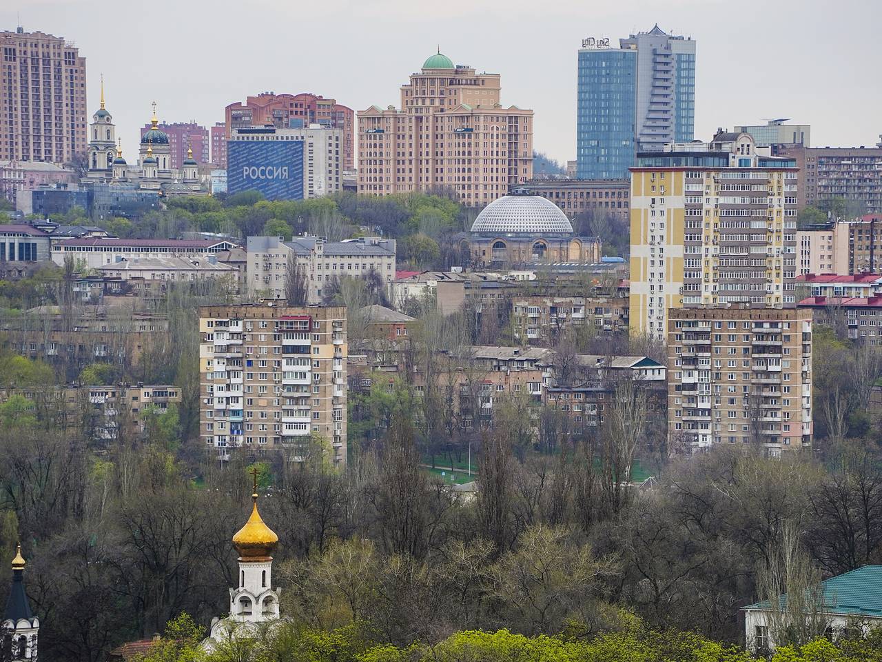 Жительница Донецка пожаловалась на приезжающих в город мигрантов Жительница Донецка пожаловалась на приезжающих в город мигрантов