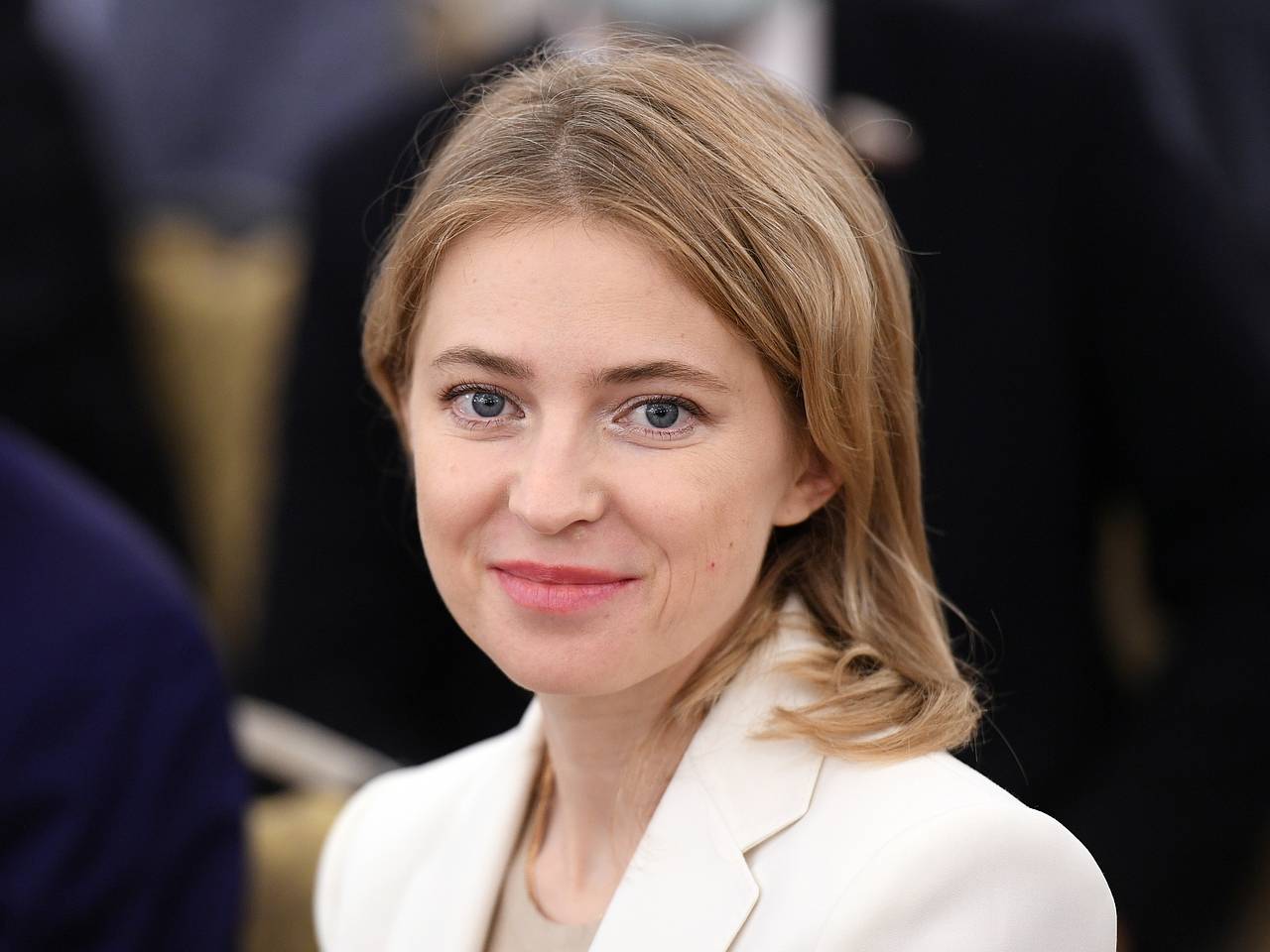 У Поклонской заметили новую татуировку с рунами У Поклонской заметили новую татуировку с рунами