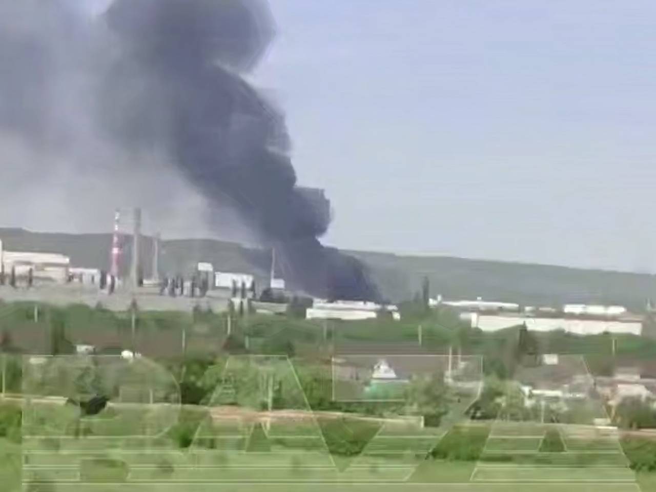 Взрыв произошел на российском предприятии по производству парафина