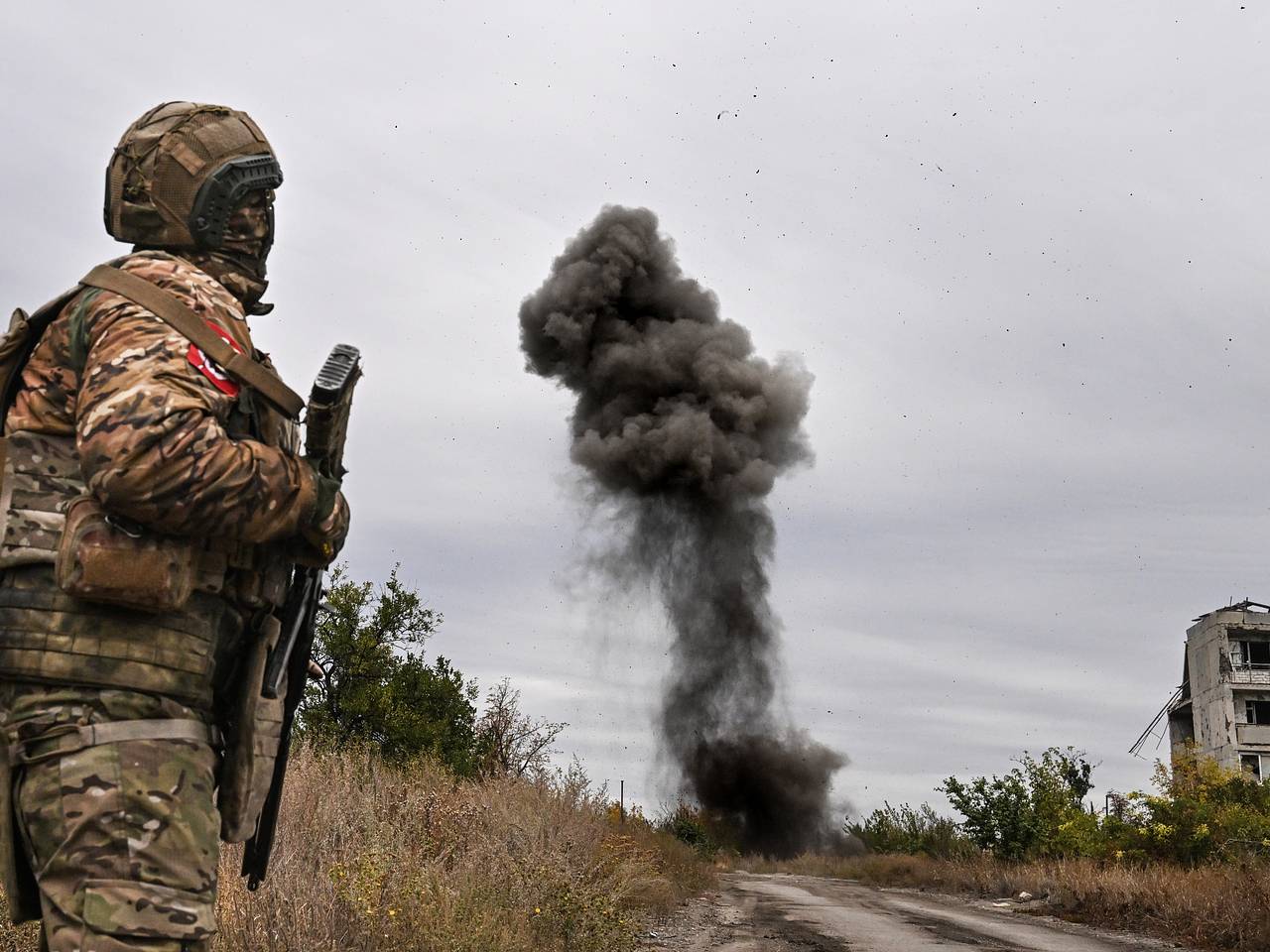Военблогер рассказал об обнаруженном в Курской области арсенале ВСУ