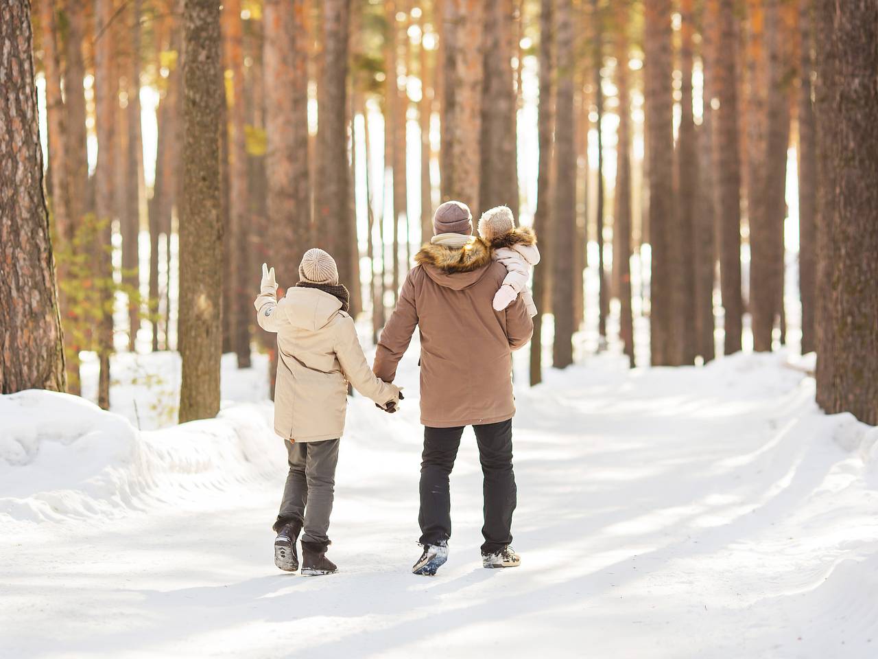 Многодетные пары из Красноярского края награждены медалями ордена «Родительская слава» Многодетные пары из Красноярского края награждены медалями ордена «Родительская слава»