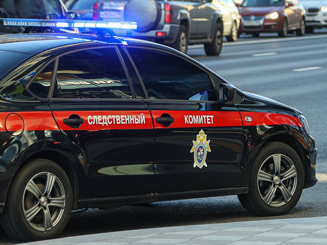 В российском городе при выгрузке мусора из кузова выпал труп