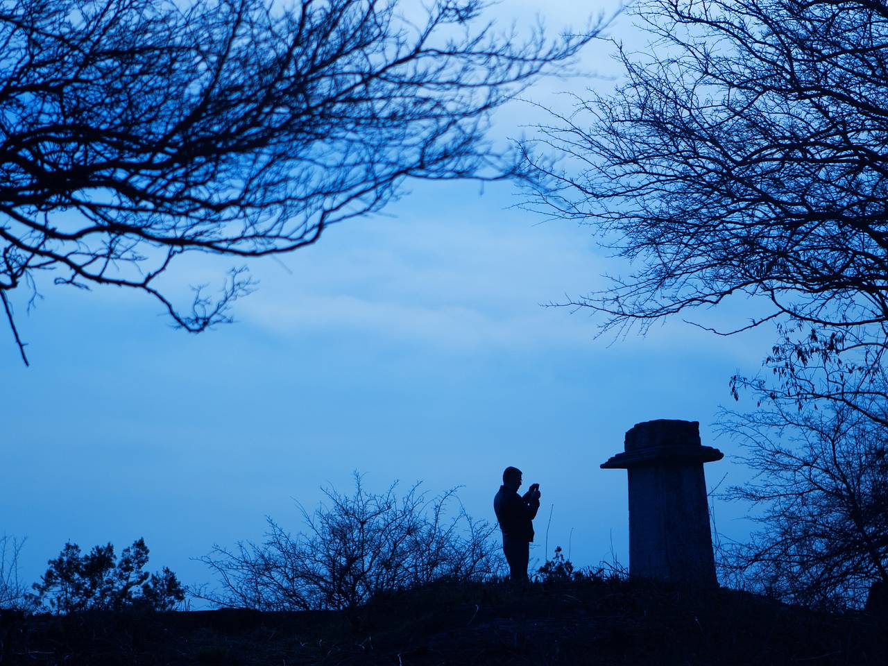 Редкую надгробную плиту нашли в России