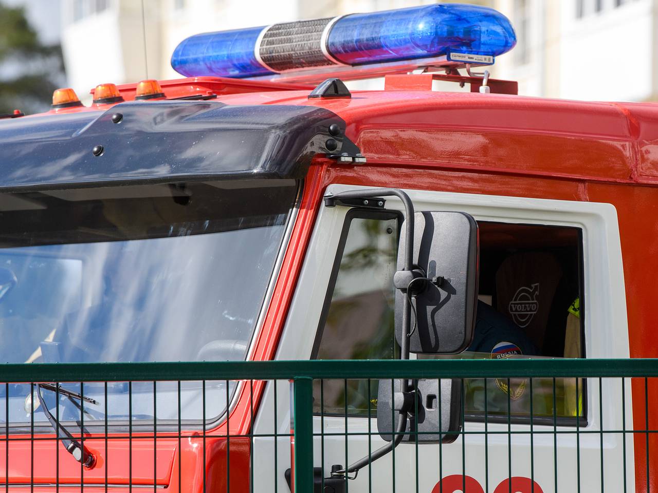 Падение обломков БПЛА привело к пожару на подстанции в российском регионе