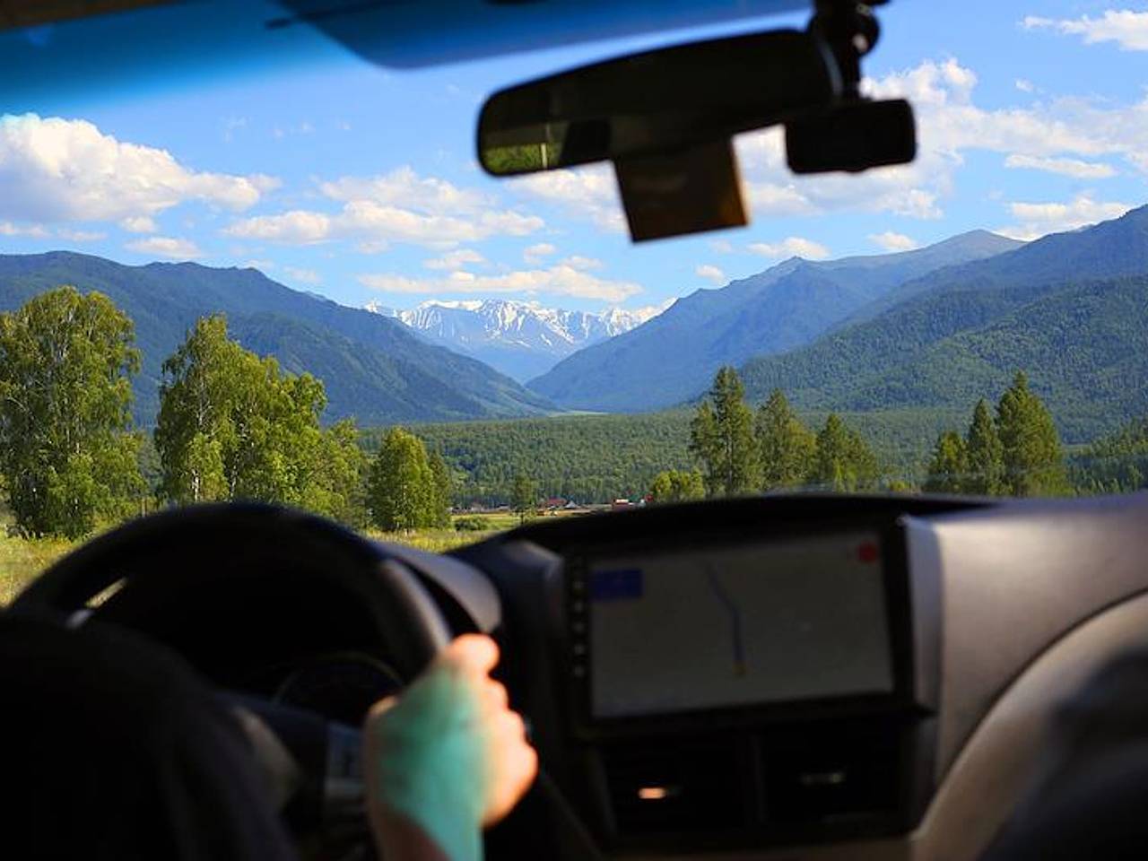 Иностранцы полюбили путешествовать по России на автомобилях