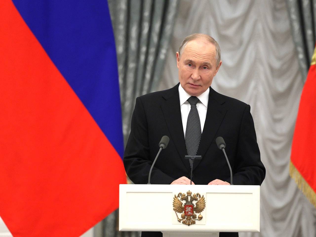 Путин пошутил про присоединение Сумской области к России Путин пошутил про присоединение Сумской области к России