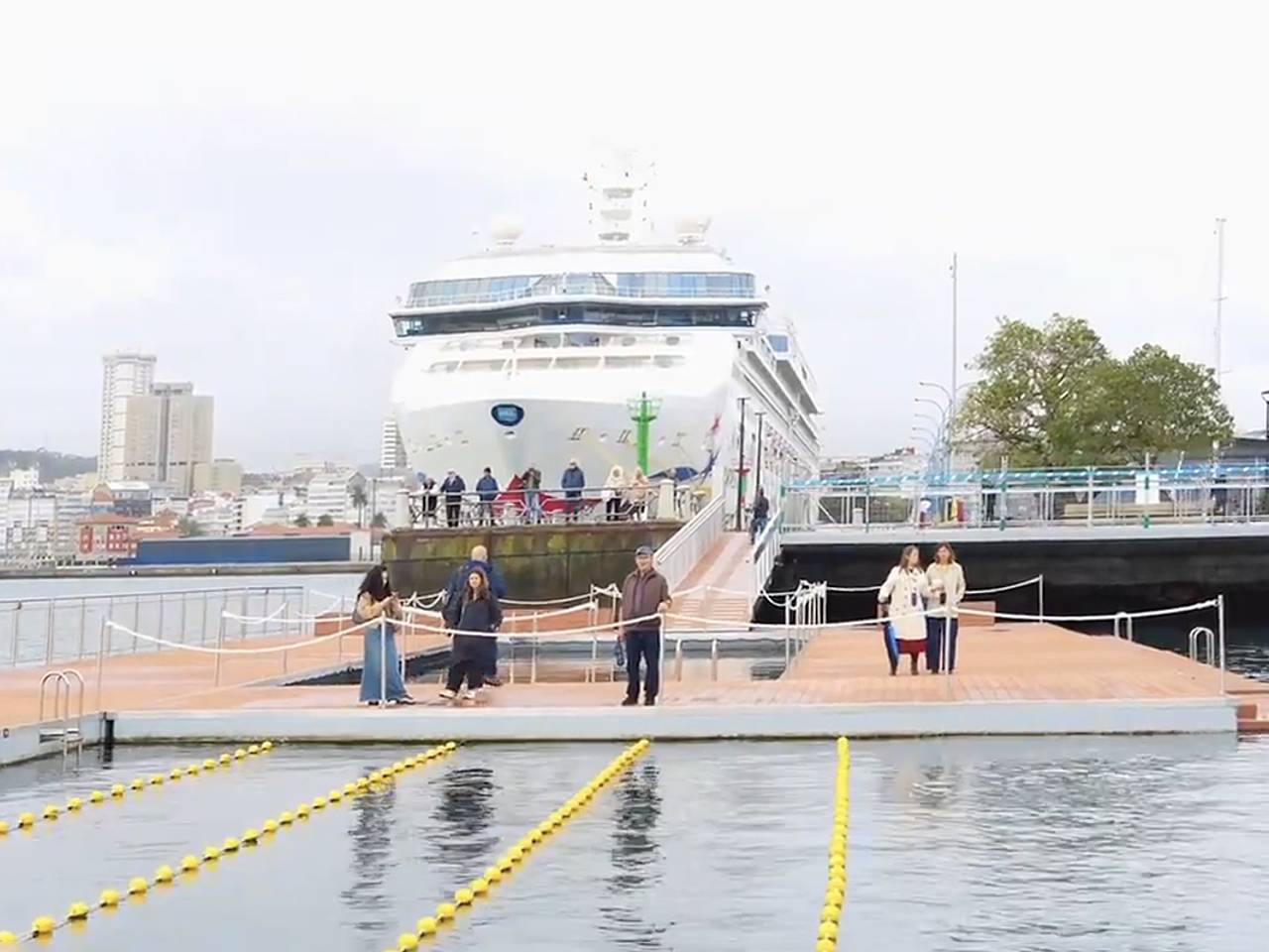 Смерть члена экипажа на MS Arvia: что известно об инциденте Смерть члена экипажа на MS Arvia: что известно об инциденте