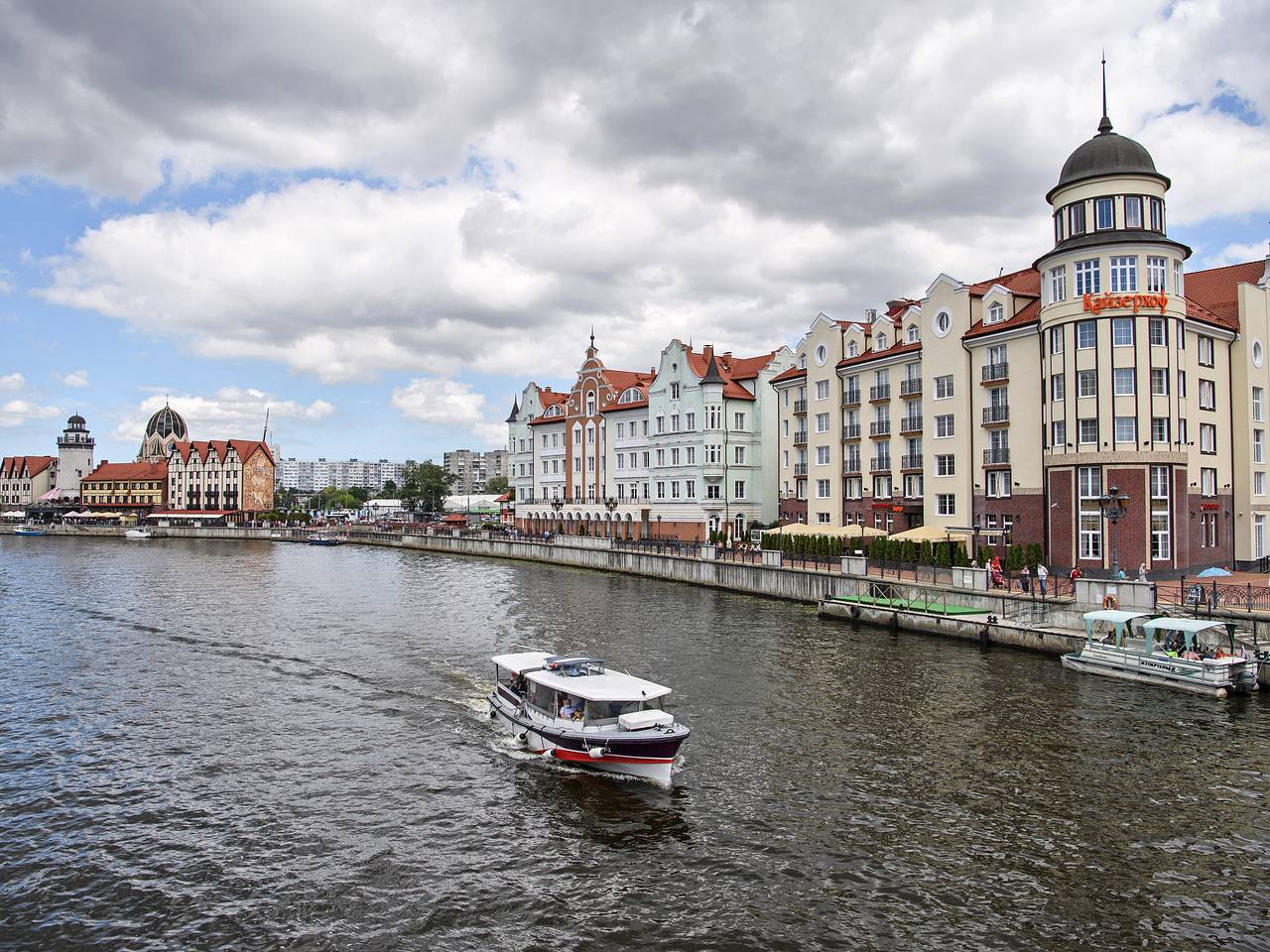 Раскрыты самые популярные у иностранцев направления для путешествий по России Раскрыты самые популярные у иностранцев направления для путешествий по России