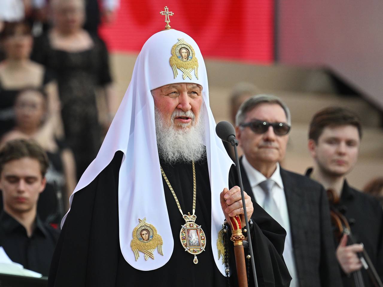 В России патриарх одобрил законопроект о поддержке гражданских жен павших бойцов СВО
