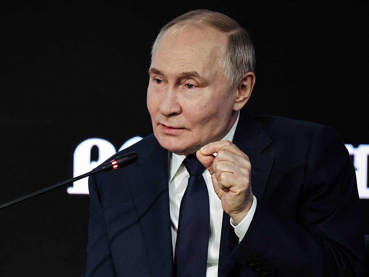 Путин сделал заявление о независимости и суверенности России Путин сделал заявление о независимости и суверенности России