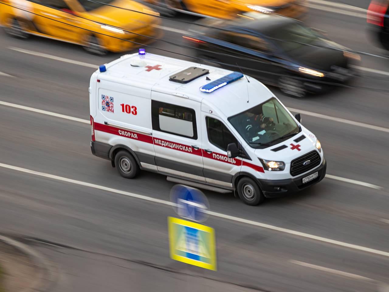 Монету и 27 зажигалок достали из желудка россиянина