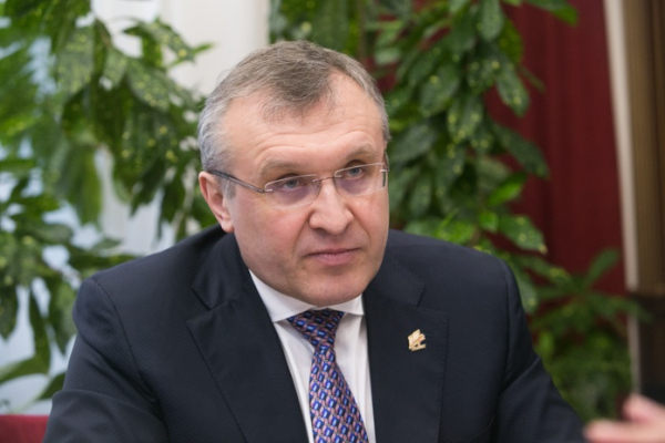 Анатолий Павлов: «Застройщики готовы и уже помогают государству в решении социальных проблем»