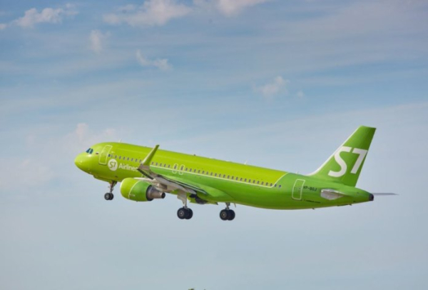 Авиакомпания S7 объяснила причину экстренной посадки самолета в новосибирском аэропорту