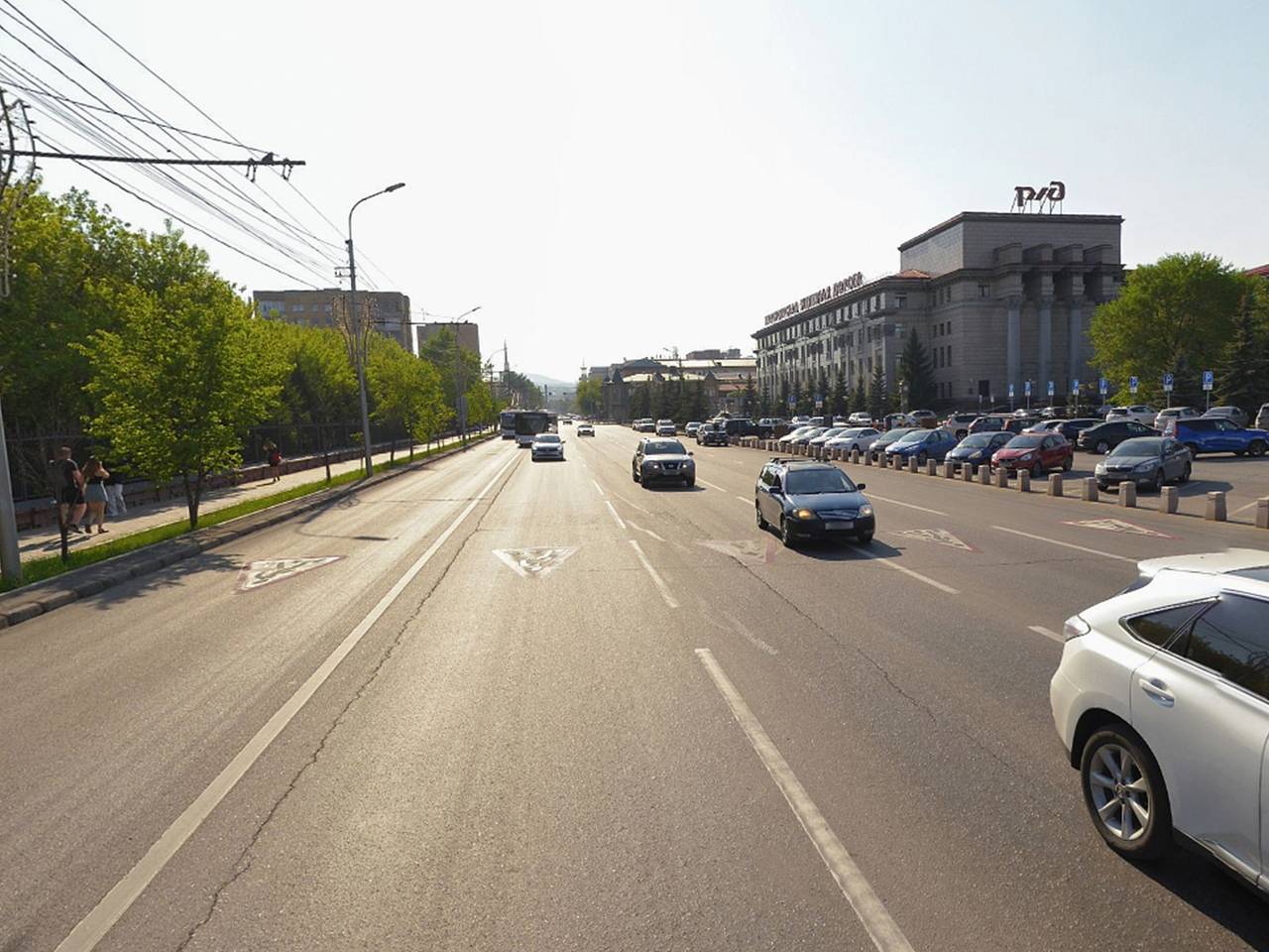 В Красноярске к юбилею города благоустроят центральную улицу В Красноярске к юбилею города благоустроят центральную улицу