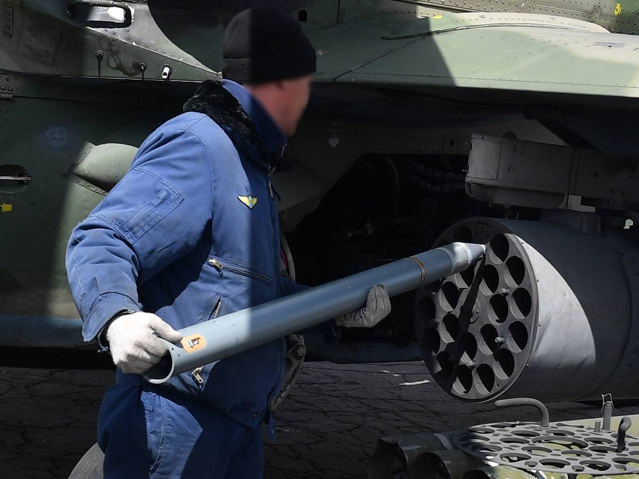 Российские войска ударили по украинским аэродромам и складам Российские войска ударили по украинским аэродромам и складам