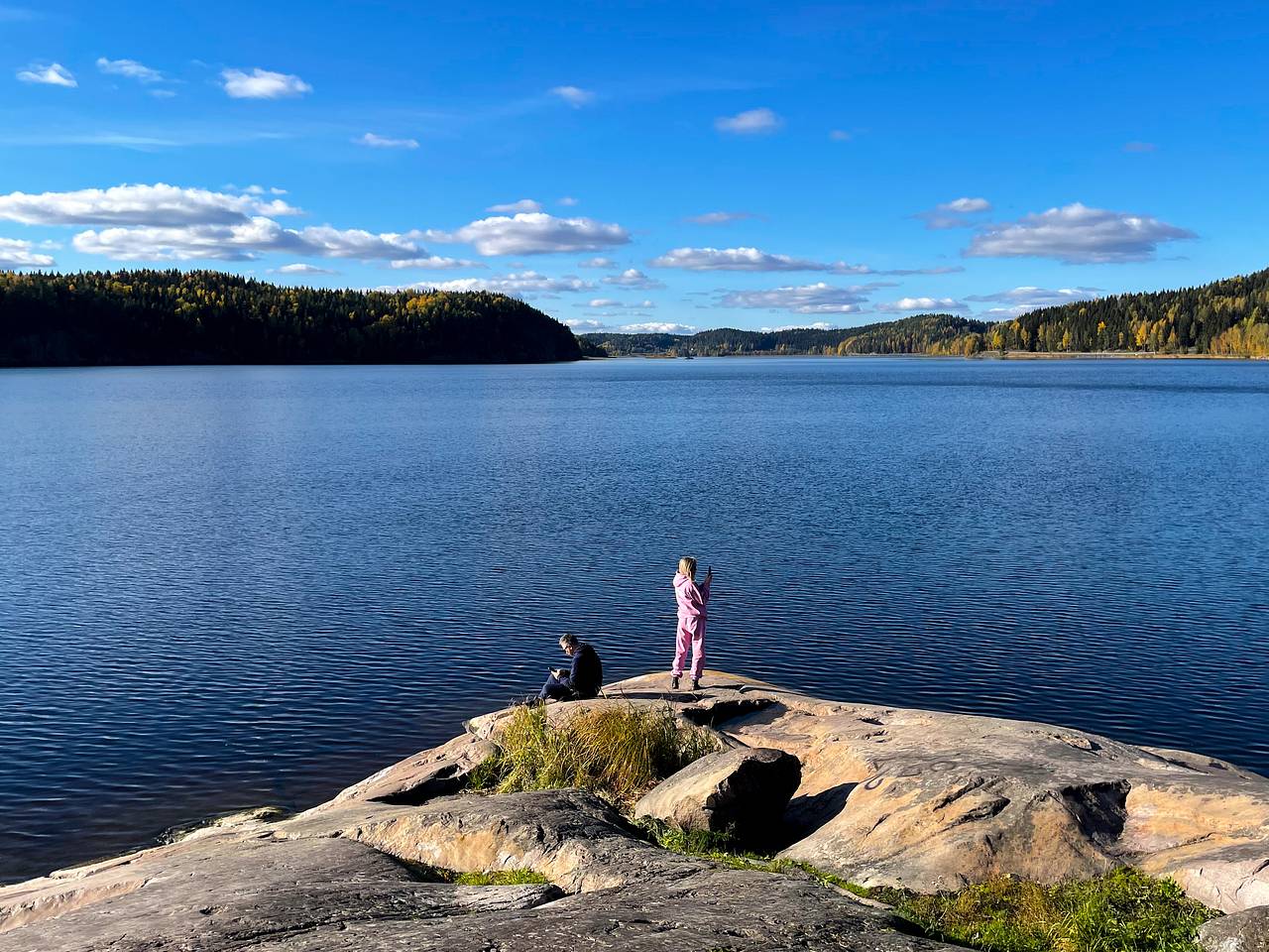 Туристы стали больше путешествовать по России