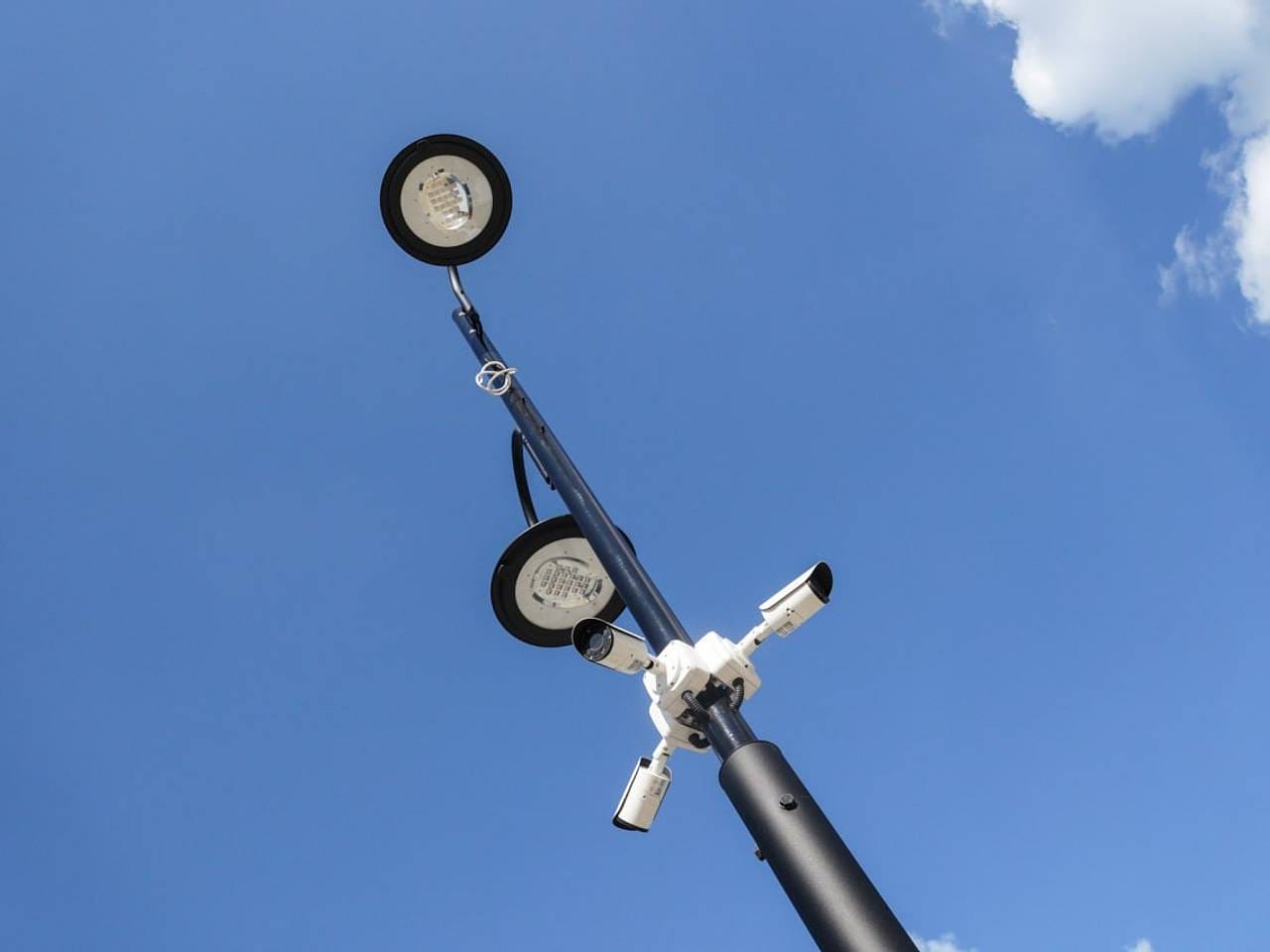 Глава Подмосковья рассказал о внедрении ИИ для безопасности на железной дороге