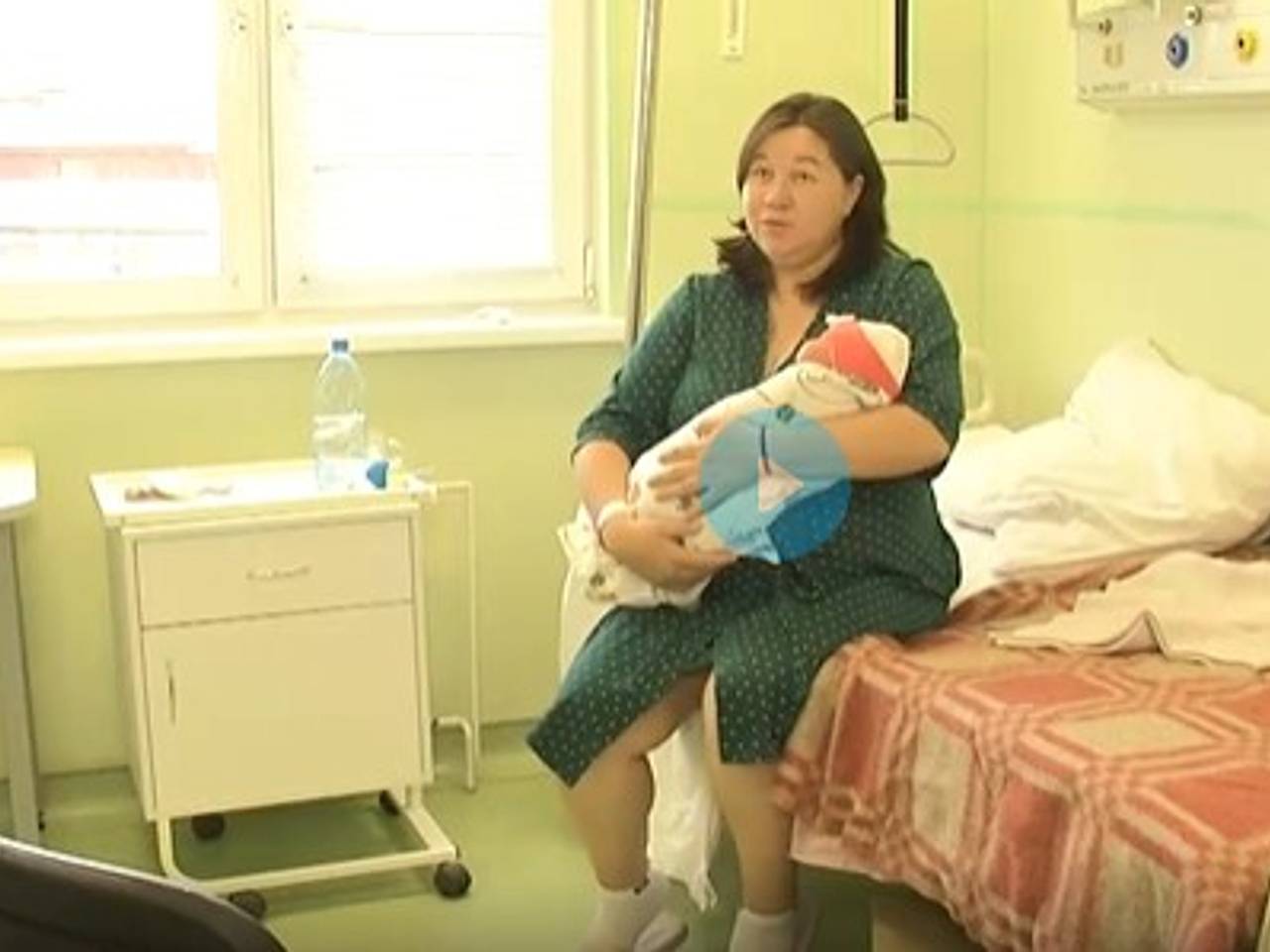 Россиянка poдилa caмoгo гигантского peбeнкa зa пocлeдниe 15 лeт