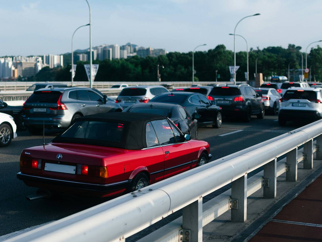 Россиянам напомнили о праве покинуть место ДТП при одном условии Россиянам напомнили о праве покинуть место ДТП при одном условии