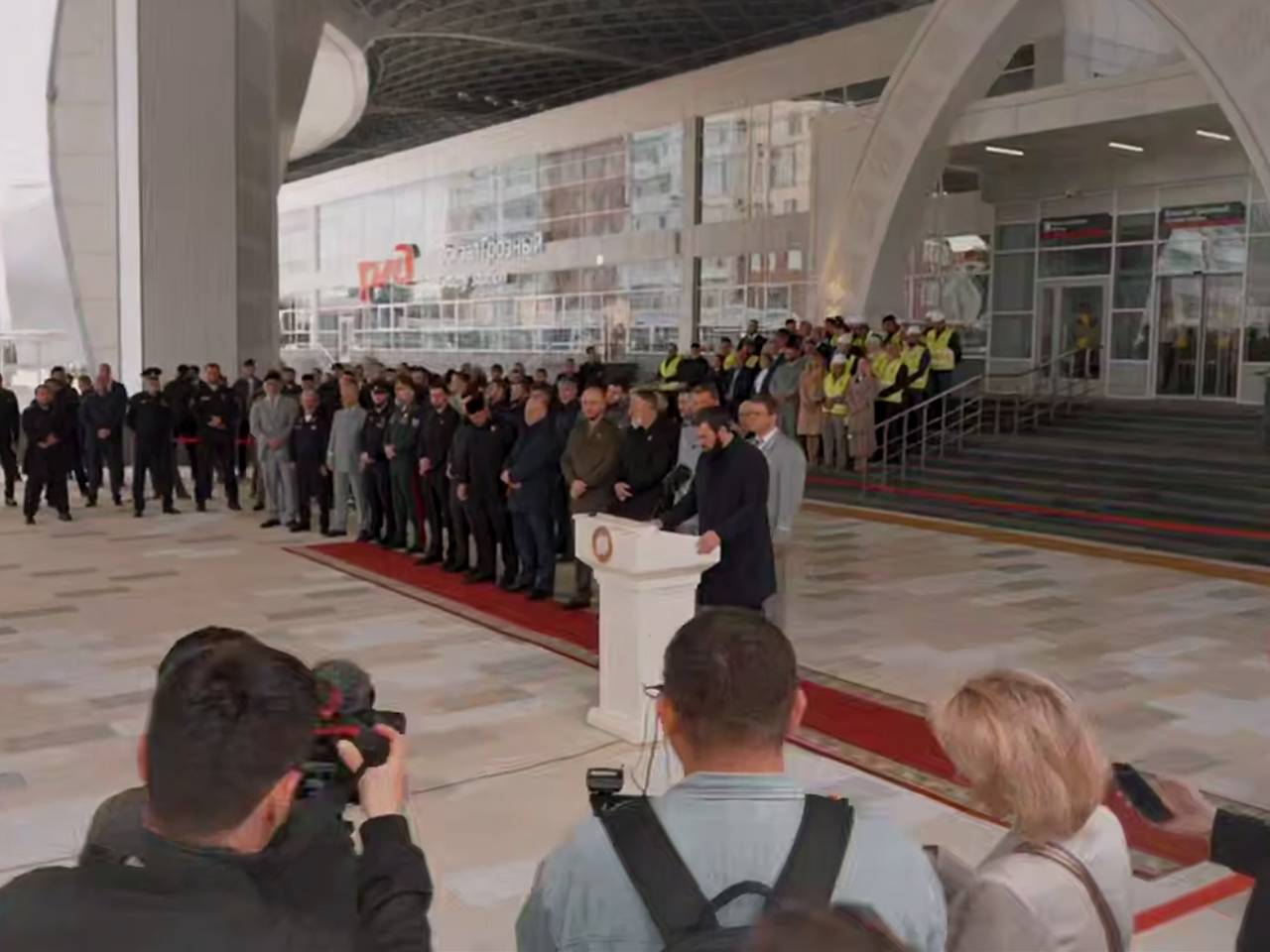 В Чечне появилось уникальное здание В Чечне появилось уникальное здание