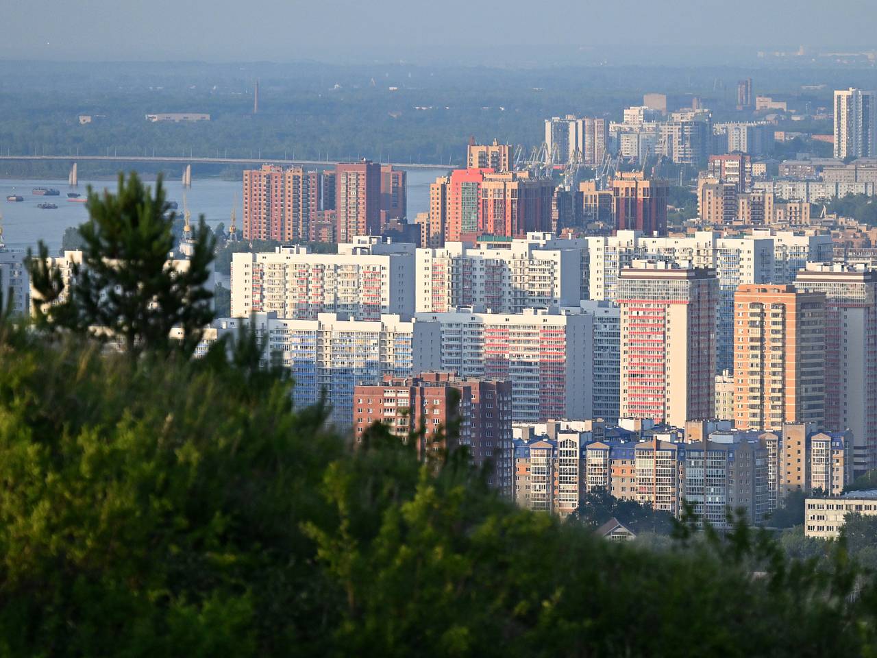 Власти Красноярского края утвердили программы развития жилищной сферы и ЖКХ