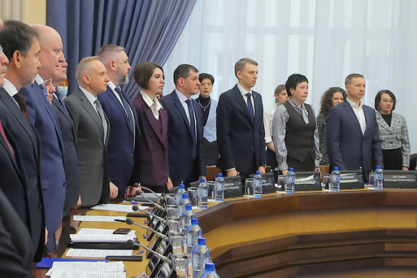 Депутаты горсовета Новосибирска рассмотрят вопрос о планах приватизации муниципальных предприятий САХ и НАС