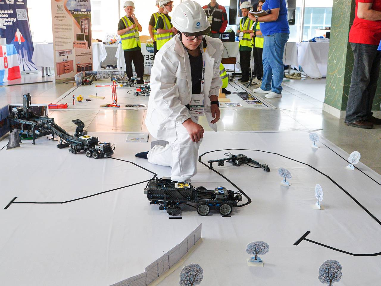 В НЦ «Россия» состоялось открытие Всероссийского фестиваля «Наука и изобретения для жизни» В НЦ «Россия» состоялось открытие Всероссийского фестиваля «Наука и изобретения для жизни»